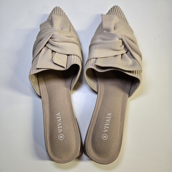 Vivaia Yaffa Pointed-Toe Knot Mules Almond Tan Flat Slides Neutral Office Size 8 - Picture 4 of 10